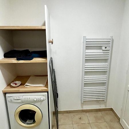 Superbe Appartement Dans Un Mas Nimes Ngoại thất bức ảnh